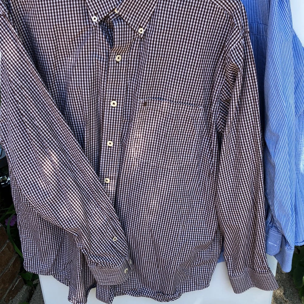 Izod men’s button down shirts